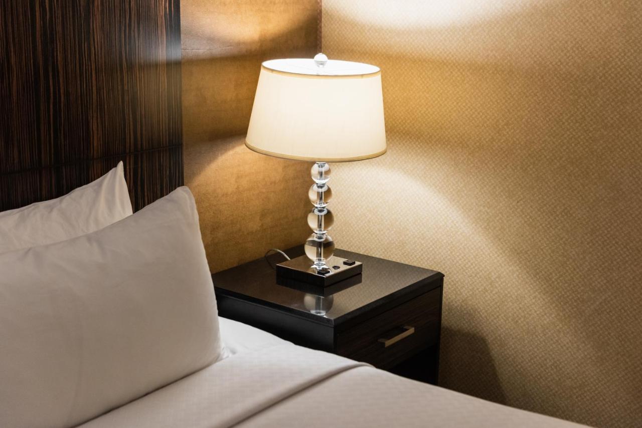 Crowne Plaza Newark Airport By Ihg Otel Elizabeth Dış mekan fotoğraf