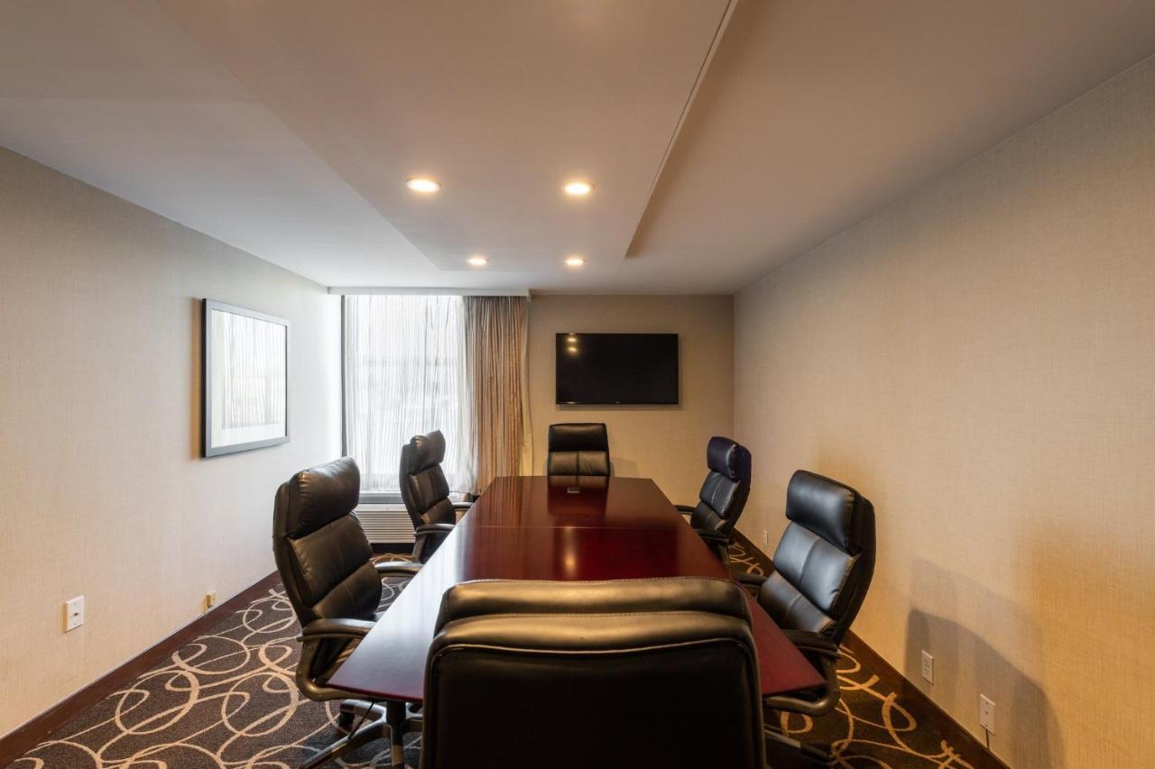 Crowne Plaza Newark Airport By Ihg Otel Elizabeth Dış mekan fotoğraf